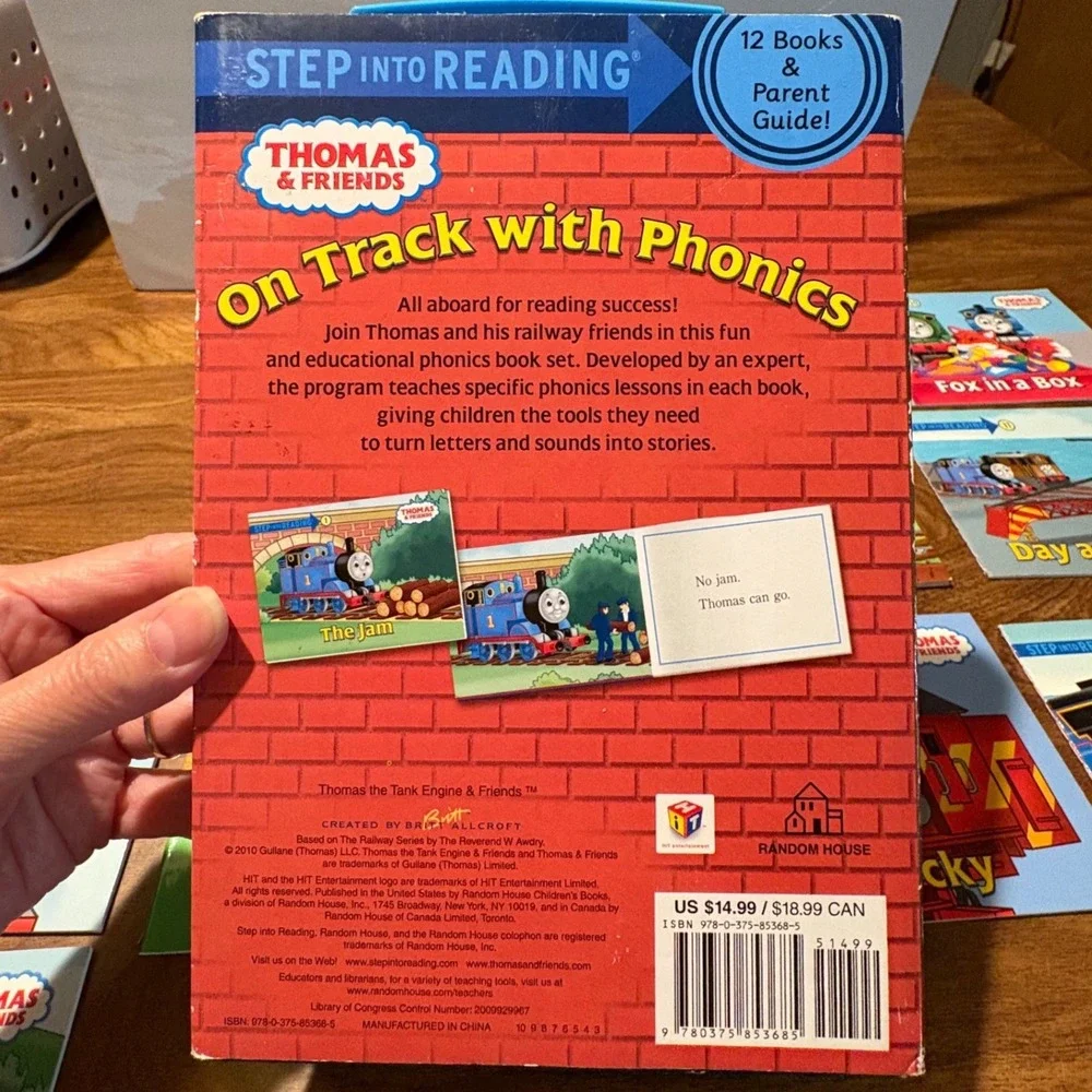 Thomas & Friends On Track with Phonics Step into Reading 11 Book Set Boxed